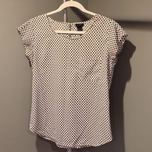 Ann Taylor White Sleeveless Floral Blouse